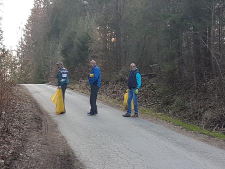 KS Ponikva: smeti so pobirali ves teden in v tem času zbrali blizu 4 m3 smeti s pomočjo posameznikov, društev in vaških skupnosti. Akcijo bodo ponovili v jeseni. 
